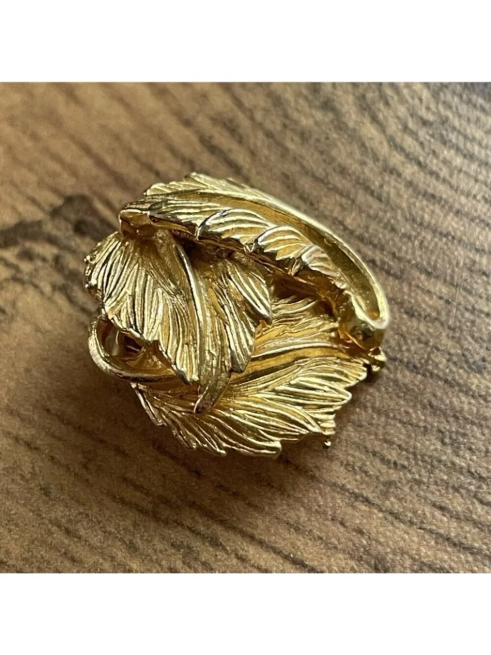 Vintage 1980s Earrings Gold Tone Leaves Clip On Statement Runway Glam Grecian